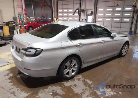 2013 BMW 528I xDrive z USA, uszkodzony, nr VIN WBAXH5C57DD113256